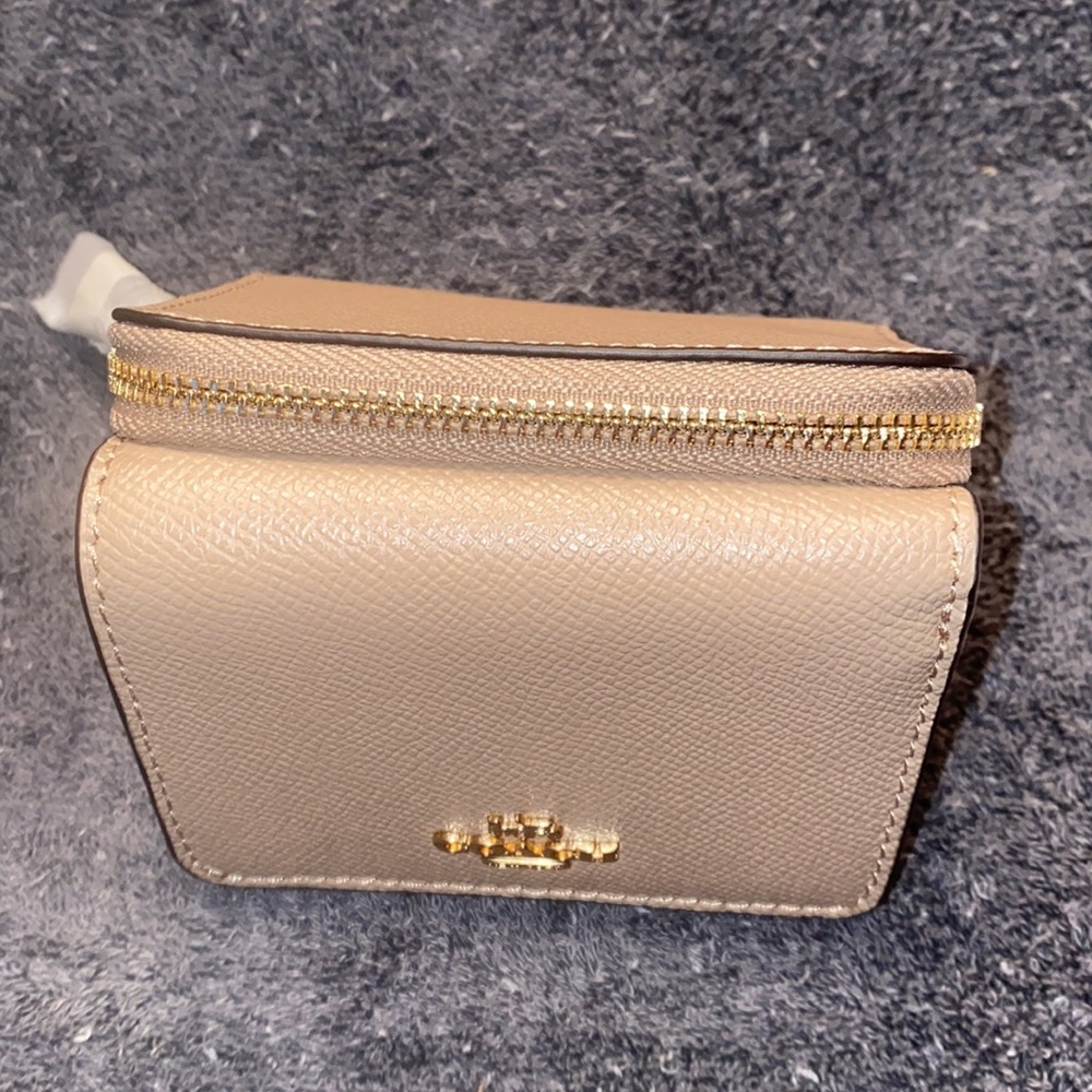 NWT Coach Crossgrain Leather Trifold Small Wallet - Picture 6 of 8